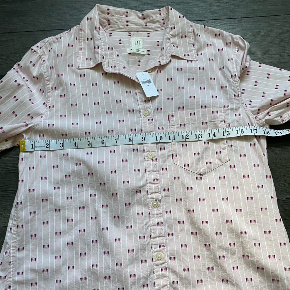 Gap Womens Fitted Boyfriend Shirt Pink Striped Button Down Size Medium NWT - Picture 5 of 8